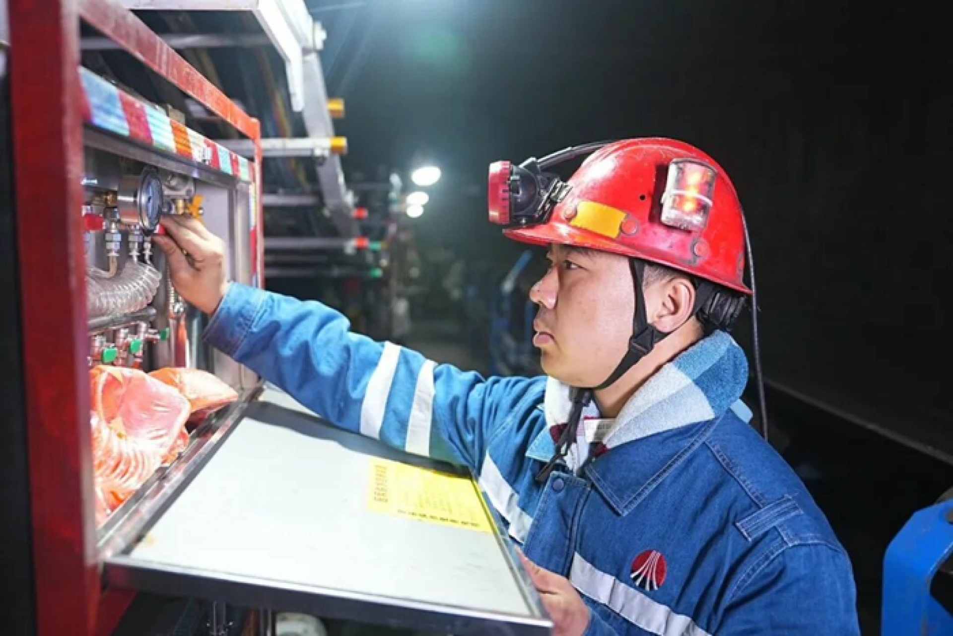 GCGC黄金城集团-官网